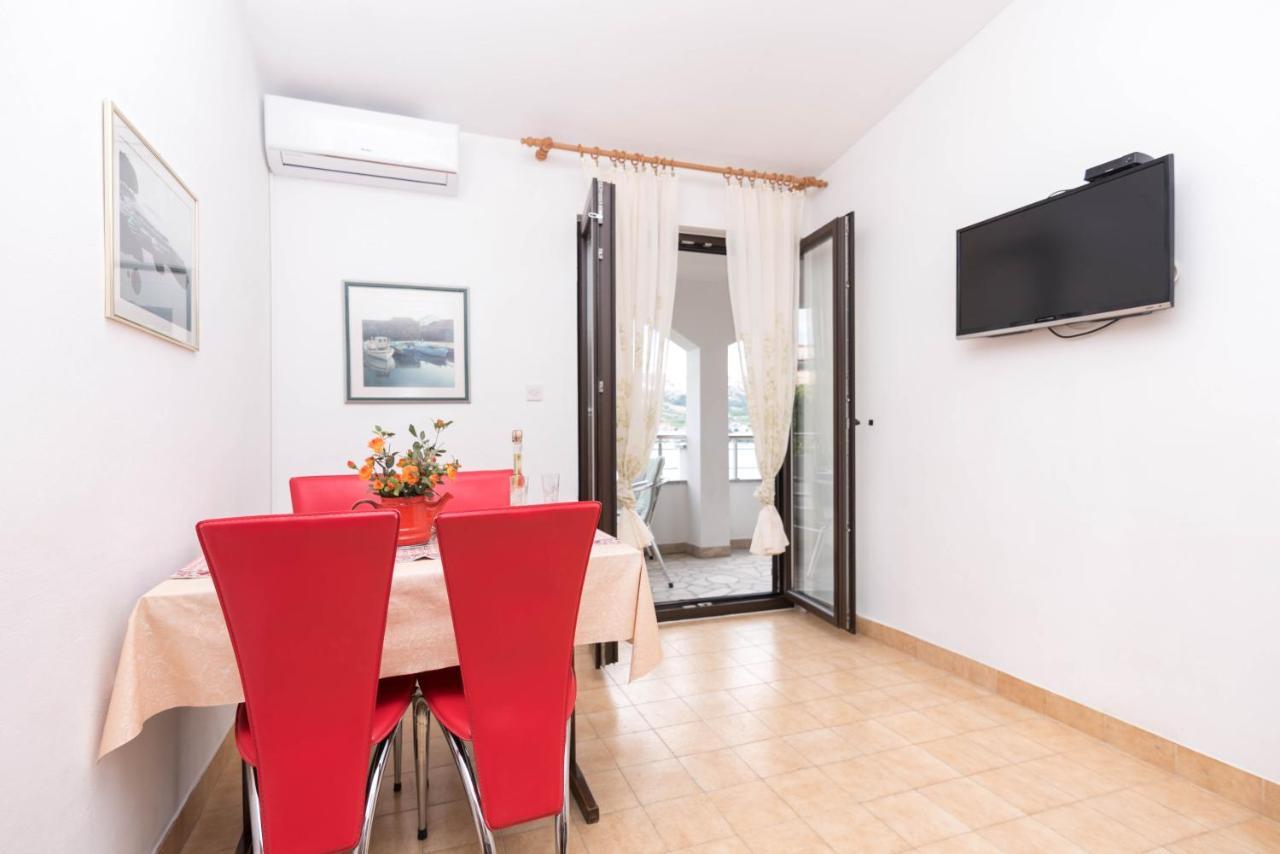 Apartments Salis Pag Town Zewnętrze zdjęcie