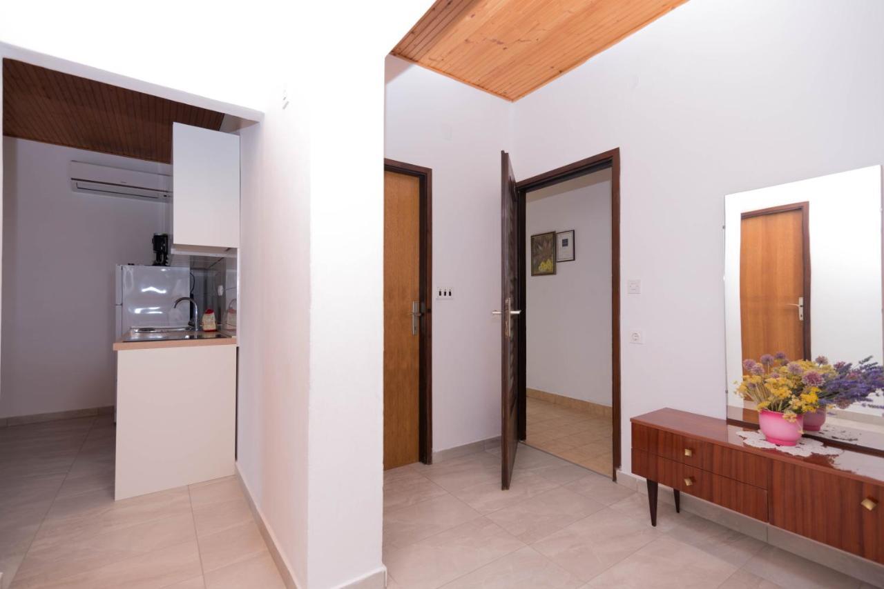Apartments Salis Pag Town Zewnętrze zdjęcie