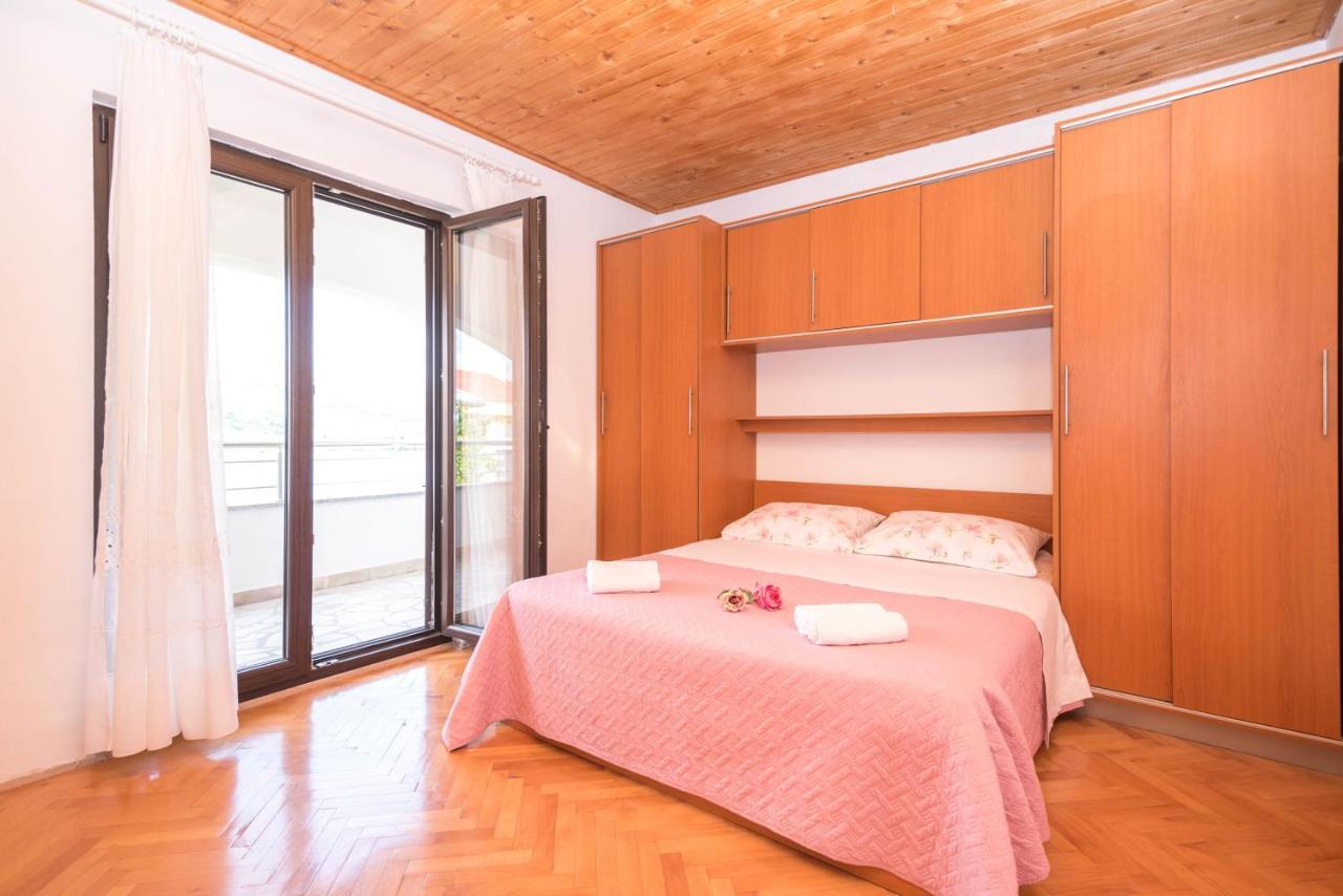 Apartments Salis Pag Town Zewnętrze zdjęcie